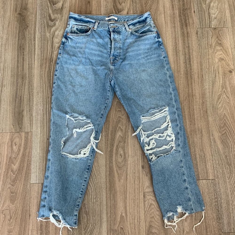 *SOLD* Wide leg distressed boyfriend jeans size 29
